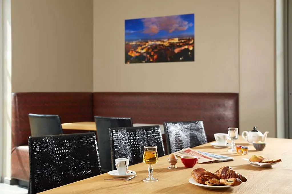 Hotel Kyriad Lyon Est Stadium Eurexpo Meyzieu