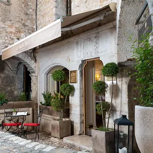 Le Paul Hotel