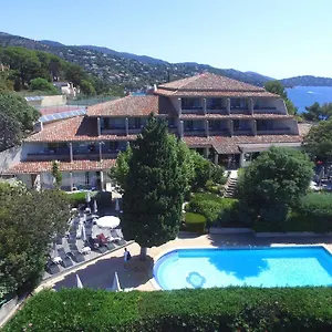 83 Hotel Le Lavandou
